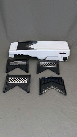 Mueller V-Pro Mandoline Slicer with 5 Blades