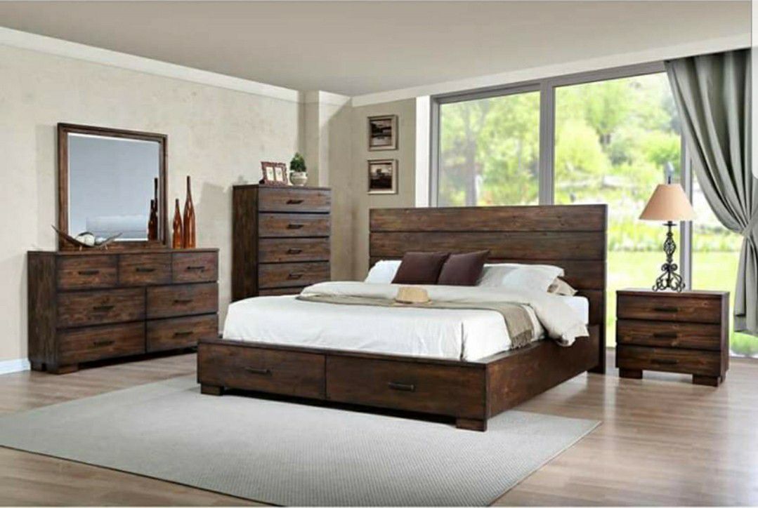 Wooden 3 Piece Queen Bedroom Set
