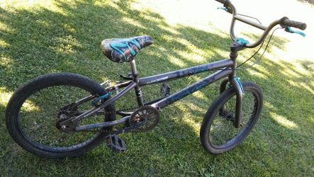 BMX BIKE