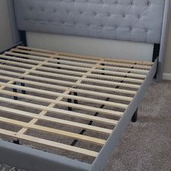 King Size Bed Frame W/ Headboard 
