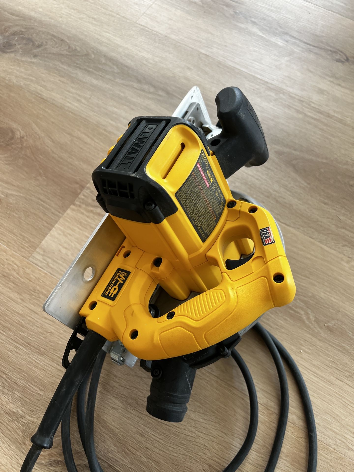 Dewalt Circular Saw DWE575 
