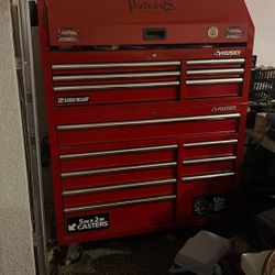 Husky Tool Box 8 Drawer And Top Chest Six Drawer And Upper Compartment six outlet and two USB port