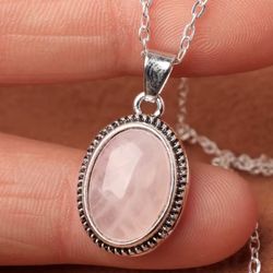 Gorgeous Marble Like Pink Pendent Necklace
