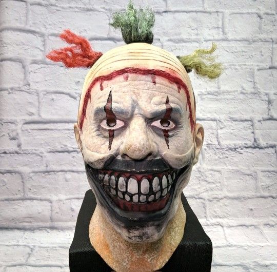 TWISTY THE CLOWN MASK
