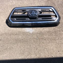 Front Upper Grille With Emblem OEM Toyota Tacoma 2016-3019 