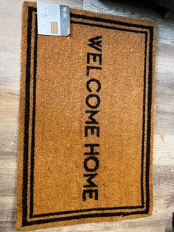 23-in x 35-in Natural Non-Slip Grip Indoor or outdoor Door Mat