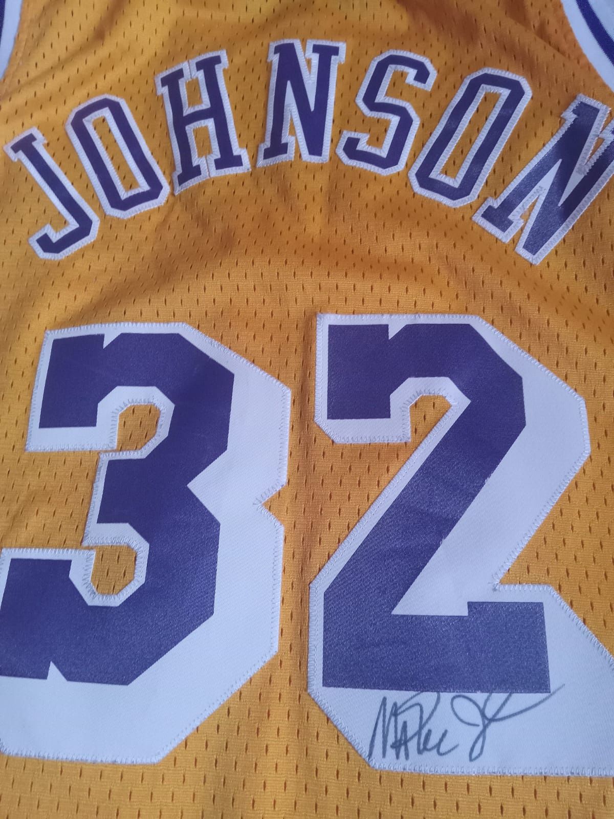 Magic Johnson signed lakers jersey