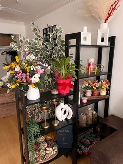 Shelf for decoration