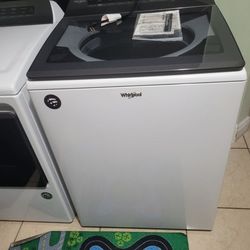 Dryer And Washer Machine Whirlpool.