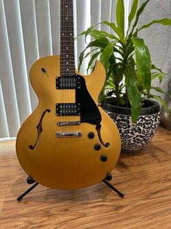 Dean Colt Standard Gold Top Semi-hollow