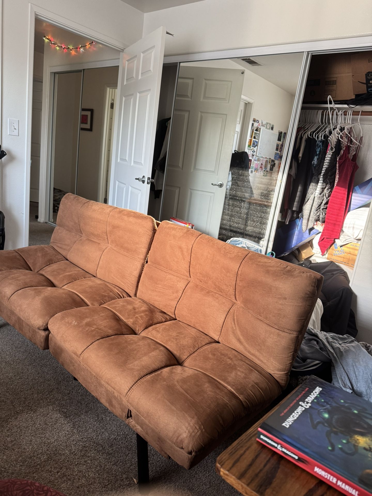 Adjustable futon couch
