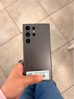 SAMSUNG S24 ULTRA UNLOCKED 256GB