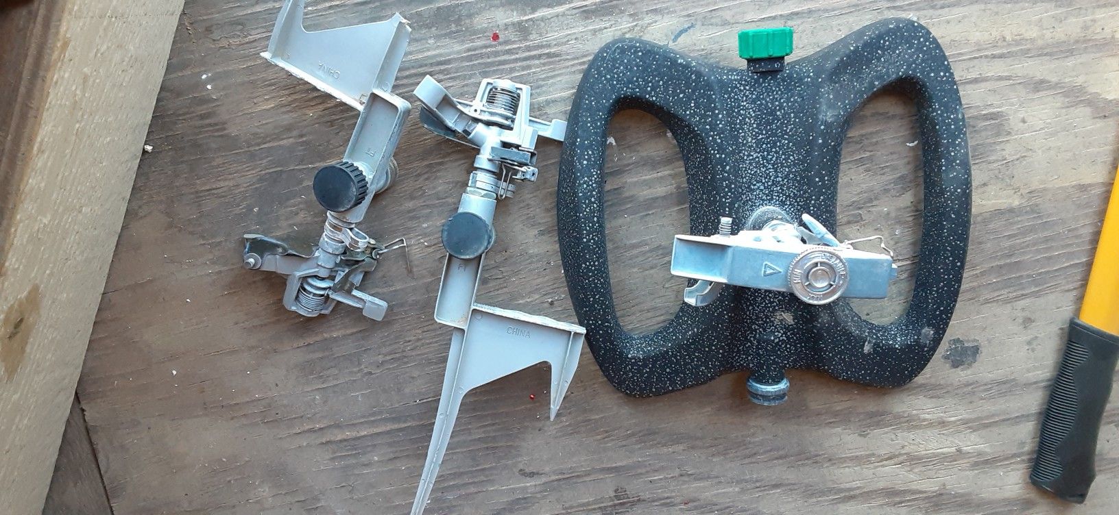 Lawn Gardens Sprinklers 