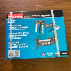 Makita 18V LXT Lithium-Ion 16-Gauge Cordless 2-1/2 in. Straight Finish Nailer (Tool Only 