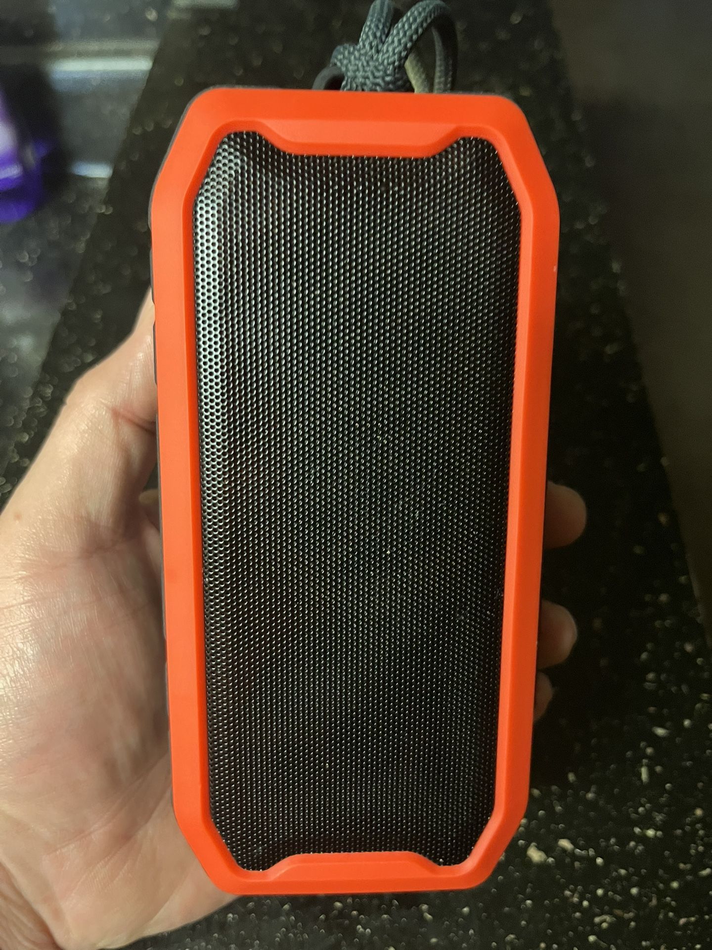 Ijoy Waterproof Bluetooth Speaker 