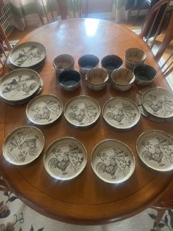 New Rooster Dinnerware Set