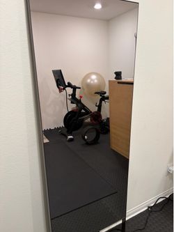 Lululemon Studio Mirror