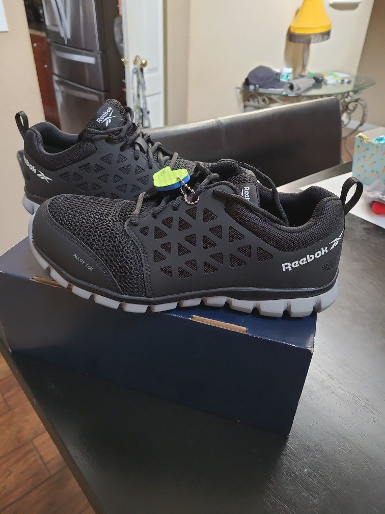 Reebok steel toe work shoes