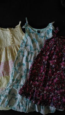 Baby Gap 5T lot of dresses