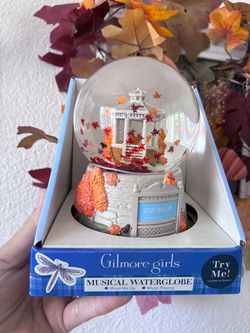 Gilmore girls water globe