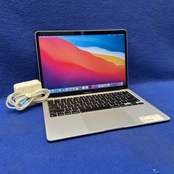 Apple Air Laptop Computer A2337 M1, 8GB RAM, 250GB SSD *REQUIRES EXTERNAL MOUSE* 11053687