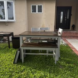 Table  with Chairs & Storage Bench 