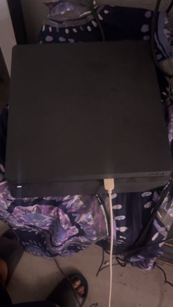 PlayStation 4 slim pro