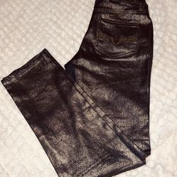 Very nice woman pants size (7)only $15