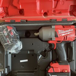  Milwaukee M18 Impact 