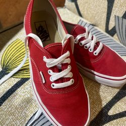 Vans Classic Authentic Red/White Sneaker/Skateboarding Shoes (Unisex 7.5M & 9W) 