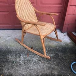 Mid Century Rocking Chair, Vermont Tubbs Forestdale,VT  H34.5 W20.5 length Of Rockers 33”