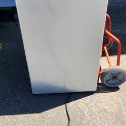 Mini Refrigerator 