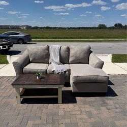 🛋️Fabric Couch with Chaise - Delivery Available