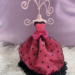 Cute Mannequin Jewelry Rack ♥️