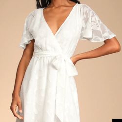 White Lulus Dress