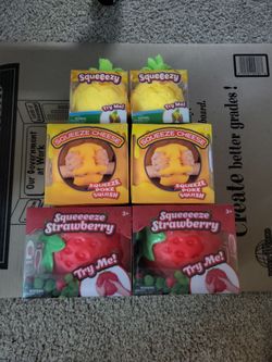 1x Strawberry, 1x Cheese, 2 pineapple Squeeezy.