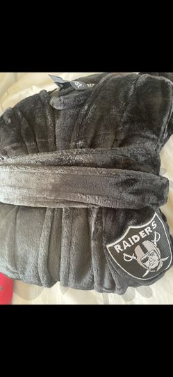 Raiders Robe 