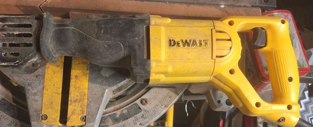 DeWalt Reciprocating Saw