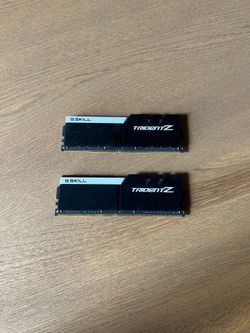 G.SKILL TRIDENT Z SERIES - 16 GB (2 x 8GB) DDR4 3200MHz RAM