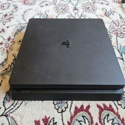 PS4 Slim 1 TB