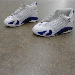 Retro 14 "Hyper Royal" Size 3y (Shoe Strings Included)