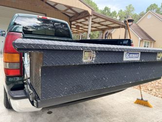 Kobalt Toolbox (fits 2001 Chevy Silverado)