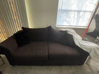 COZY LOVE SEAT & SOFA SET FOR SELL!!