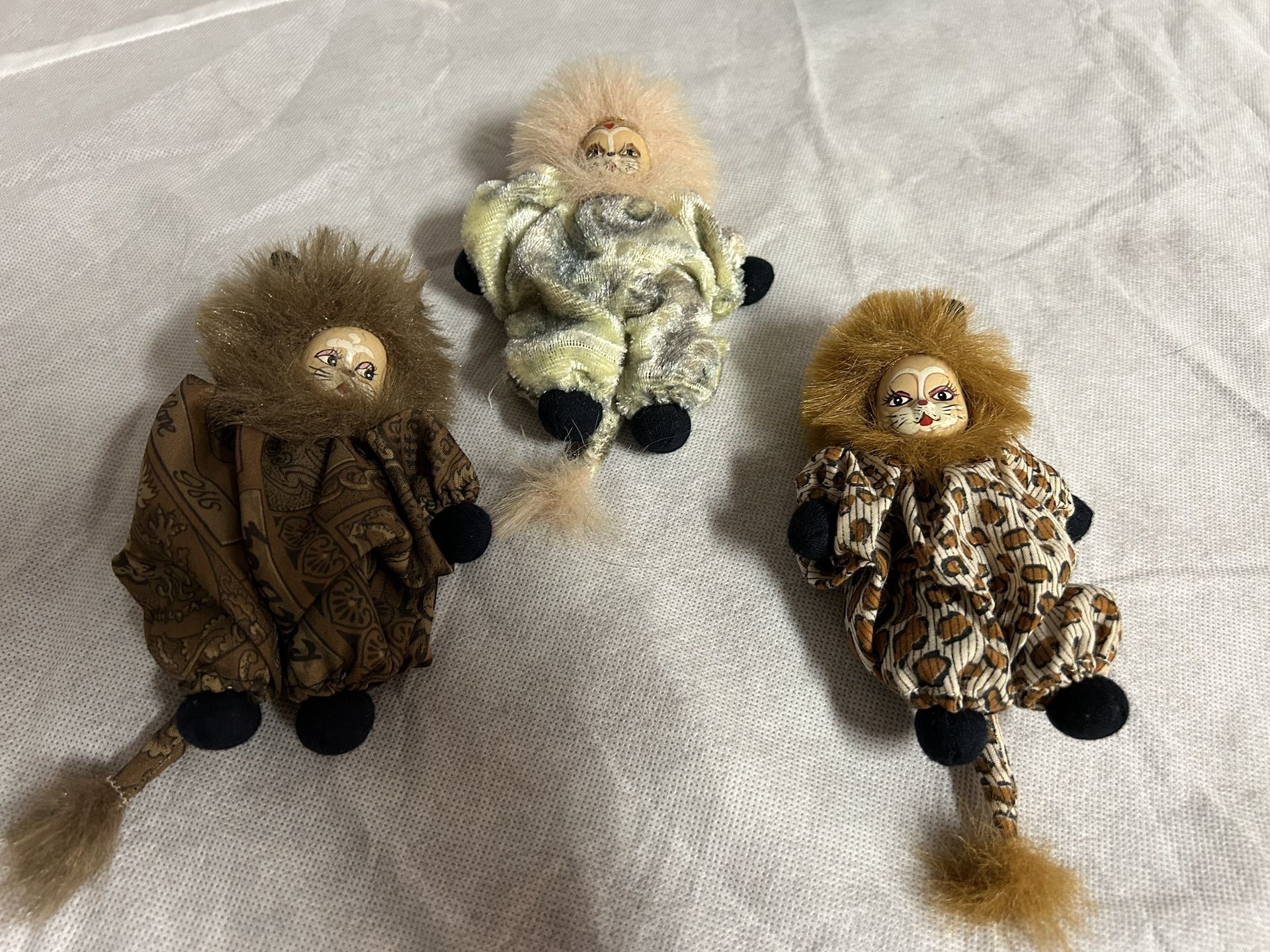 Set Of 3 Clown/Lion Porcelain Figurines