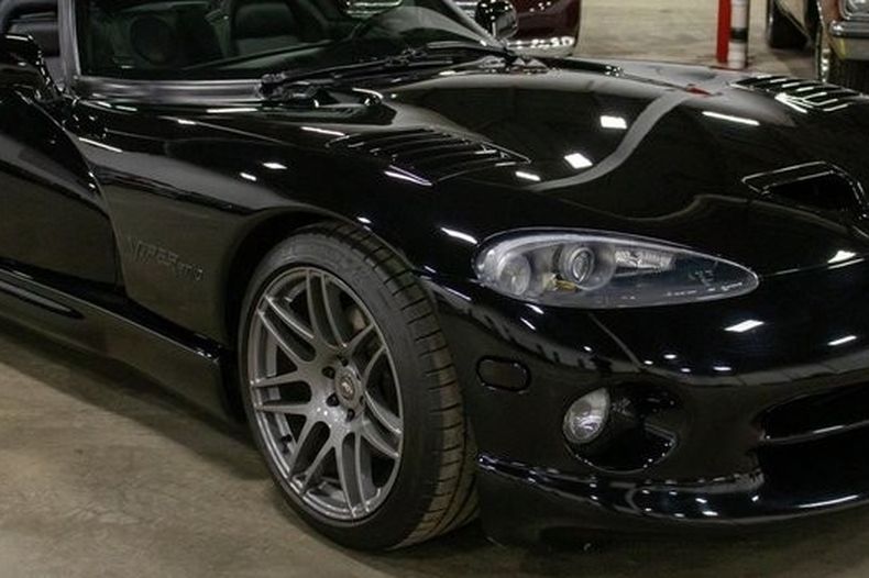 2000 Dodge Viper