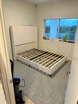 Queen Bed