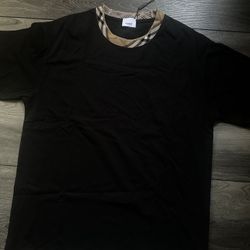Burberry Men’s T- Shirt 