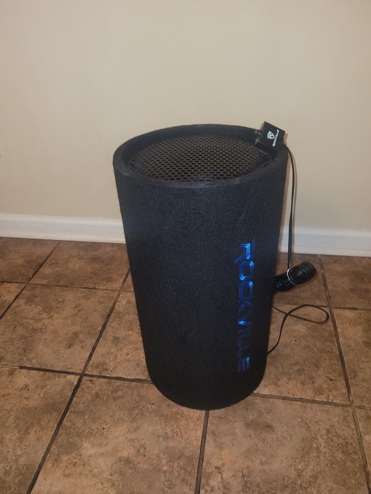 mplified Bass Sub With Bass Control