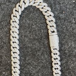 ICED OUT CUBAN LINK Brand New Iced out Cuban Link Gold Silver