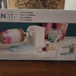 NIB Tumbler Turner